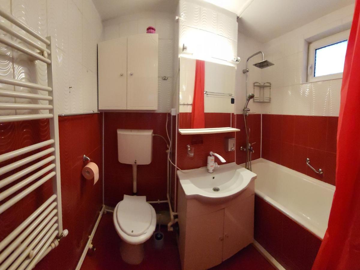 Apartament In Regim Hotelier เดวา ภายนอก รูปภาพ